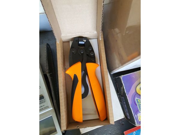 ~/upload/Lots/148280/AdditionalPhotos/byvxucwmxbnj6/Bootlace crimper new weiduller_t600x450.jpg